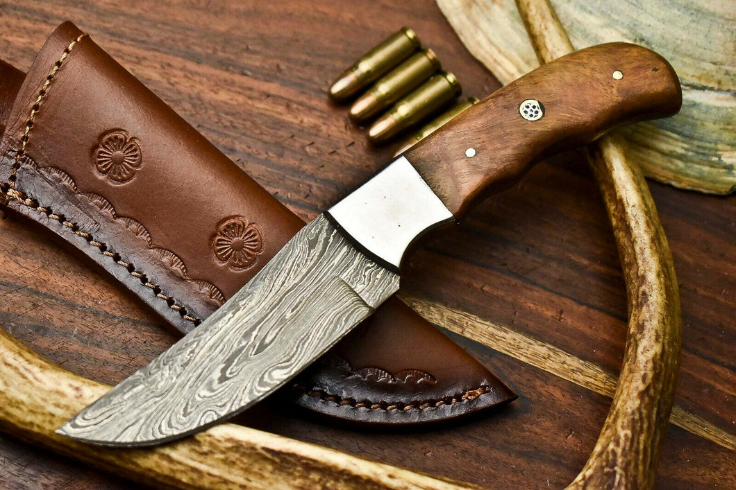 HS-623 Handmade Damascus Skinning Blade Camping Full Tang Knife