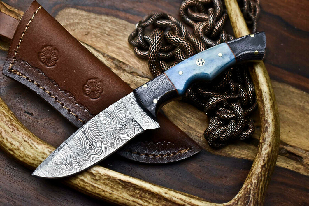 HS-644 Custom Handmade Damascus Hunting Skinning Blade Hunter Camping Full Tang Knife