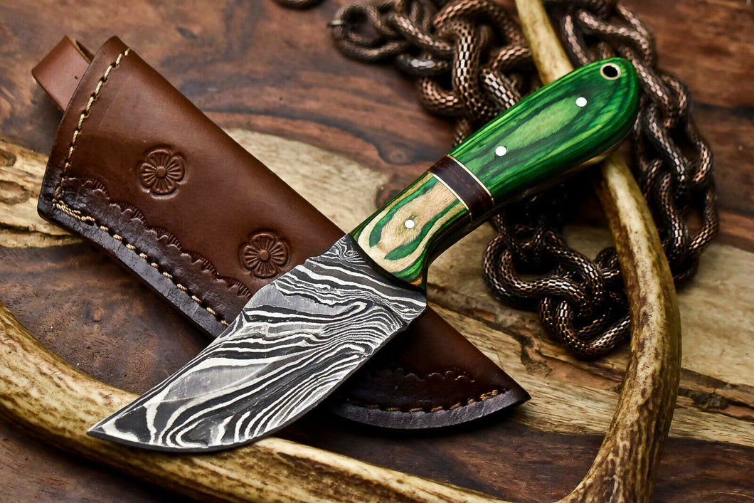 HS-672 Custom Handmade Damascus Steel Skinner Knife - Beautiful Hard Wood Handle