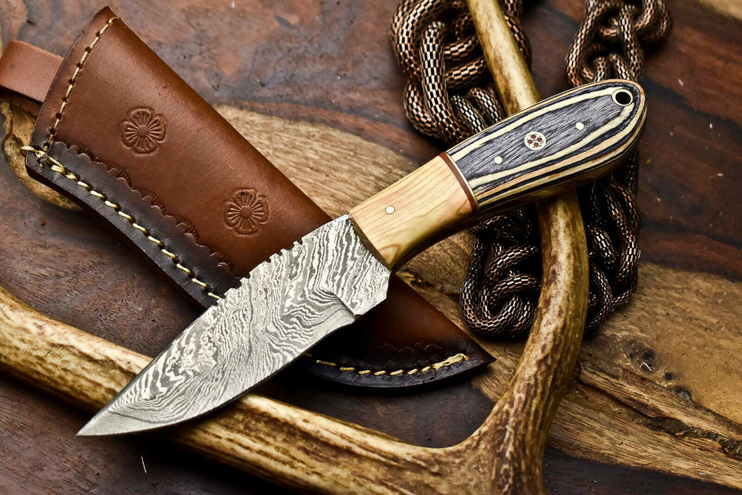 HS Cutlery | Custom Handmade Damascus Hunting Skinning Blade Hunter Camping Full Tang Knife