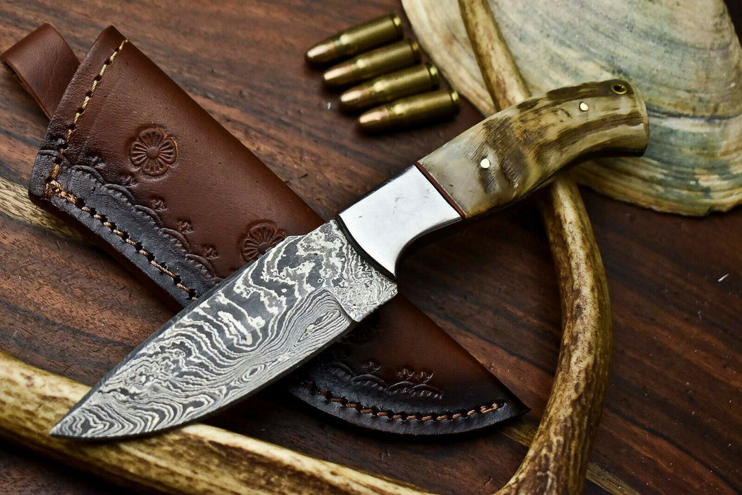 HS-631 Handmade Damascus Skinning Blade Camping Full Tang Knife